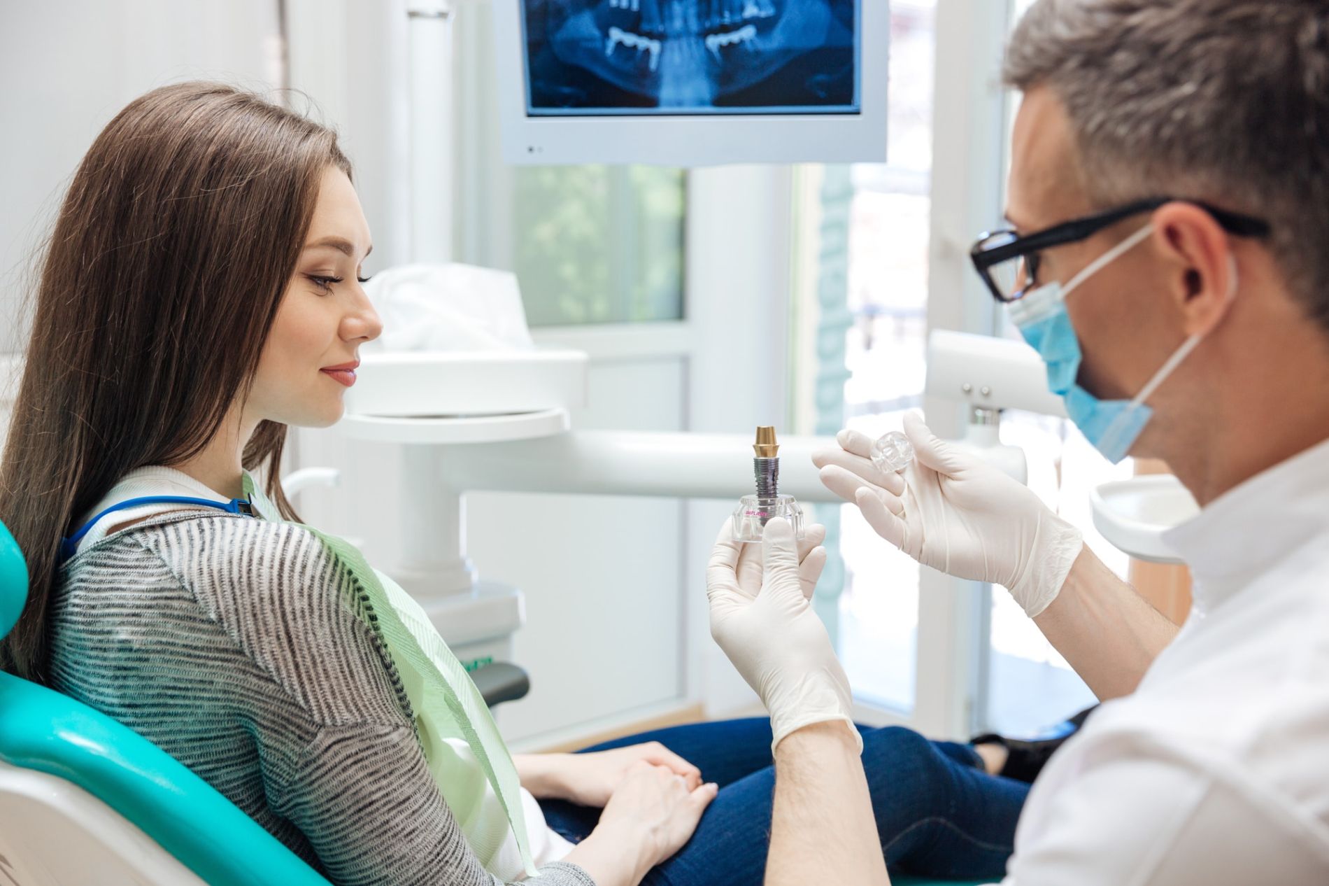 What to Know Before Having Dental Implants img